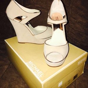 New Michael Kors Wedges. Size 8
